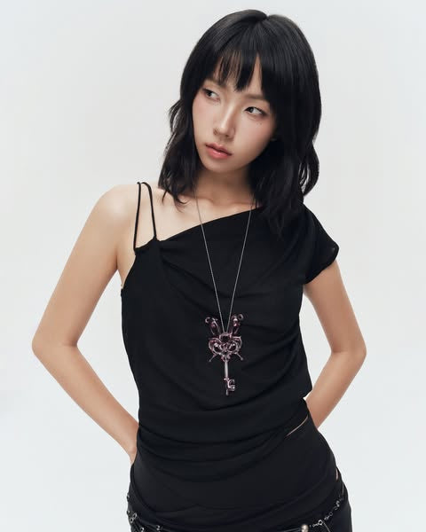 BUNNYHILL SAMIR TOP (Black)