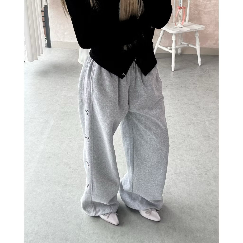 Mona Nana Sweatpants