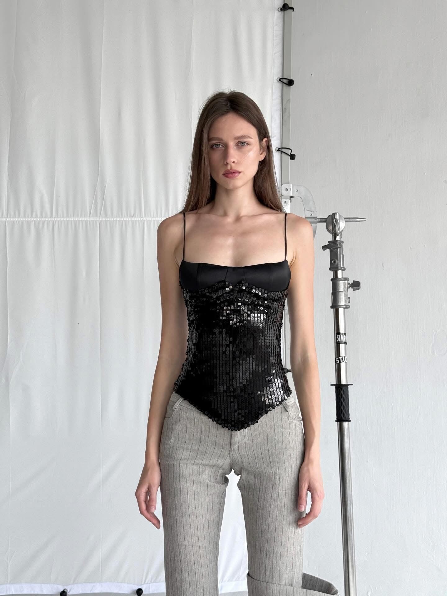 LINISS GLAMOUROUS SPARKLE CORSET ( Black ) - Ready to dispatch in 48 hours