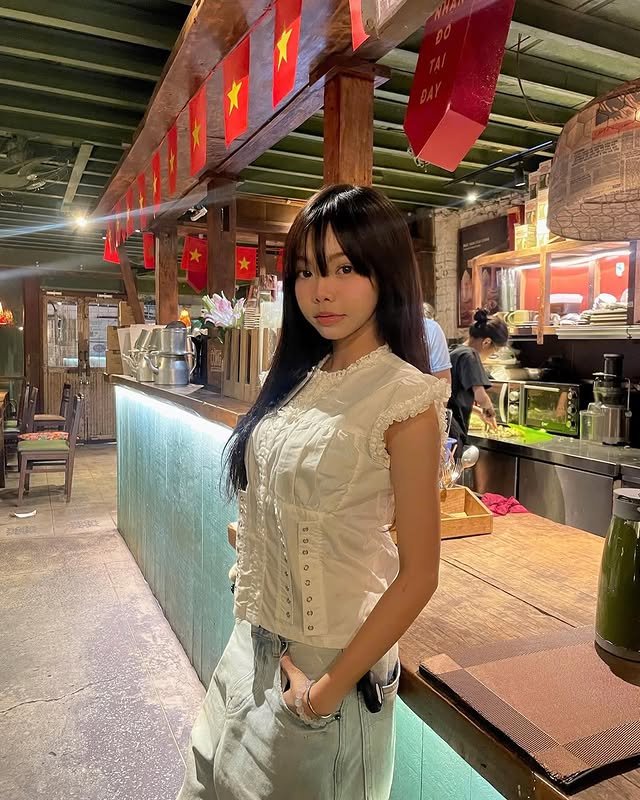 TheLStudios Y2k Lace Blouse