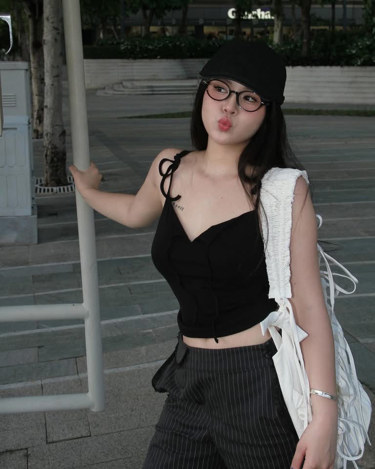 UYU - KOIKE ANGEL TOP  - Ready to dispatch in 48 hours