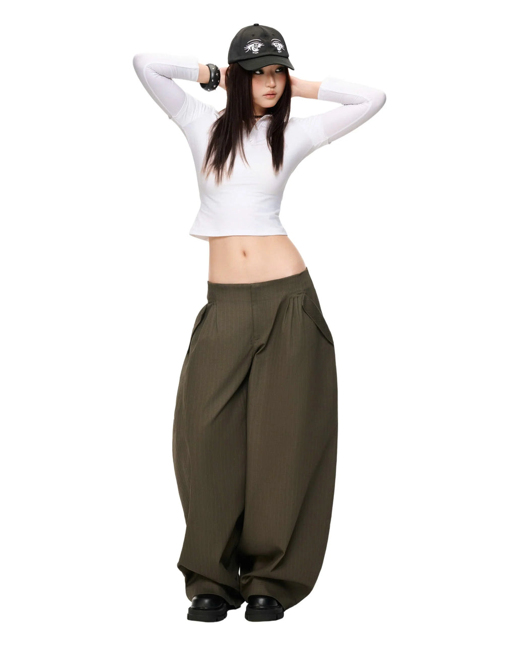 IUE “MATCHA CROISSANT" BAGGY PANTS
