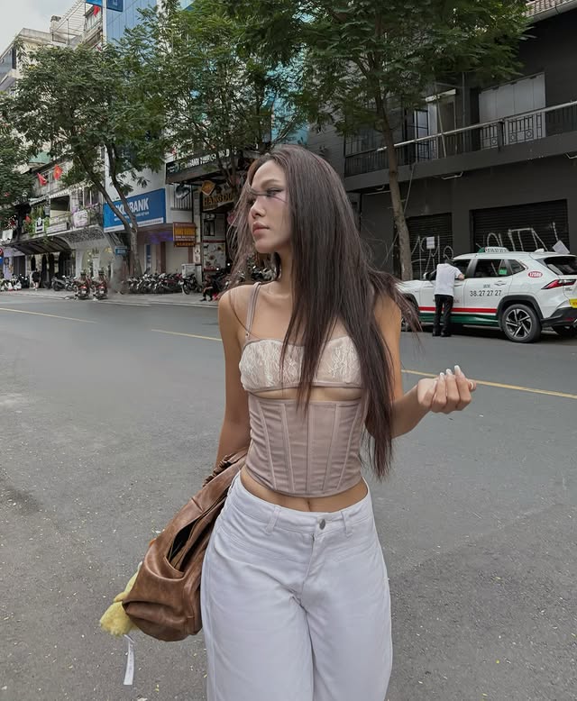 Elmer Corset Top (Beige)