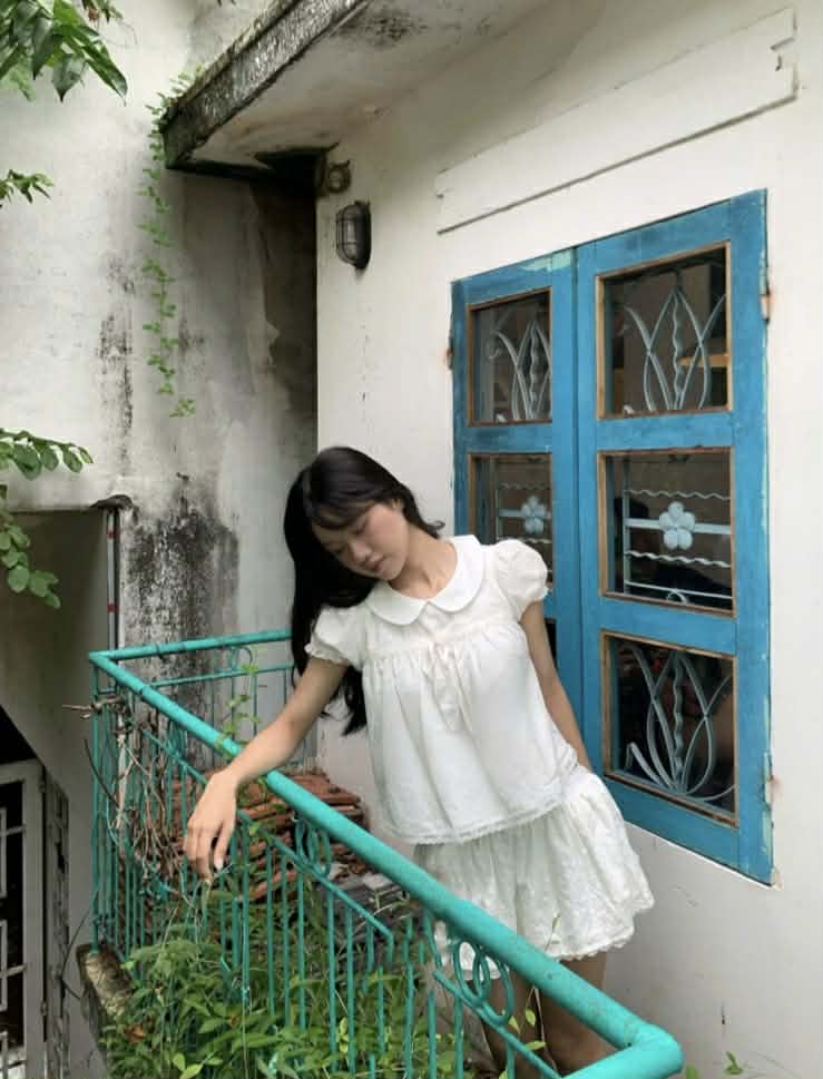 1998beforethedawn Mina White Top