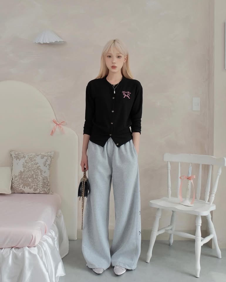 Mona Nana Sweatpants