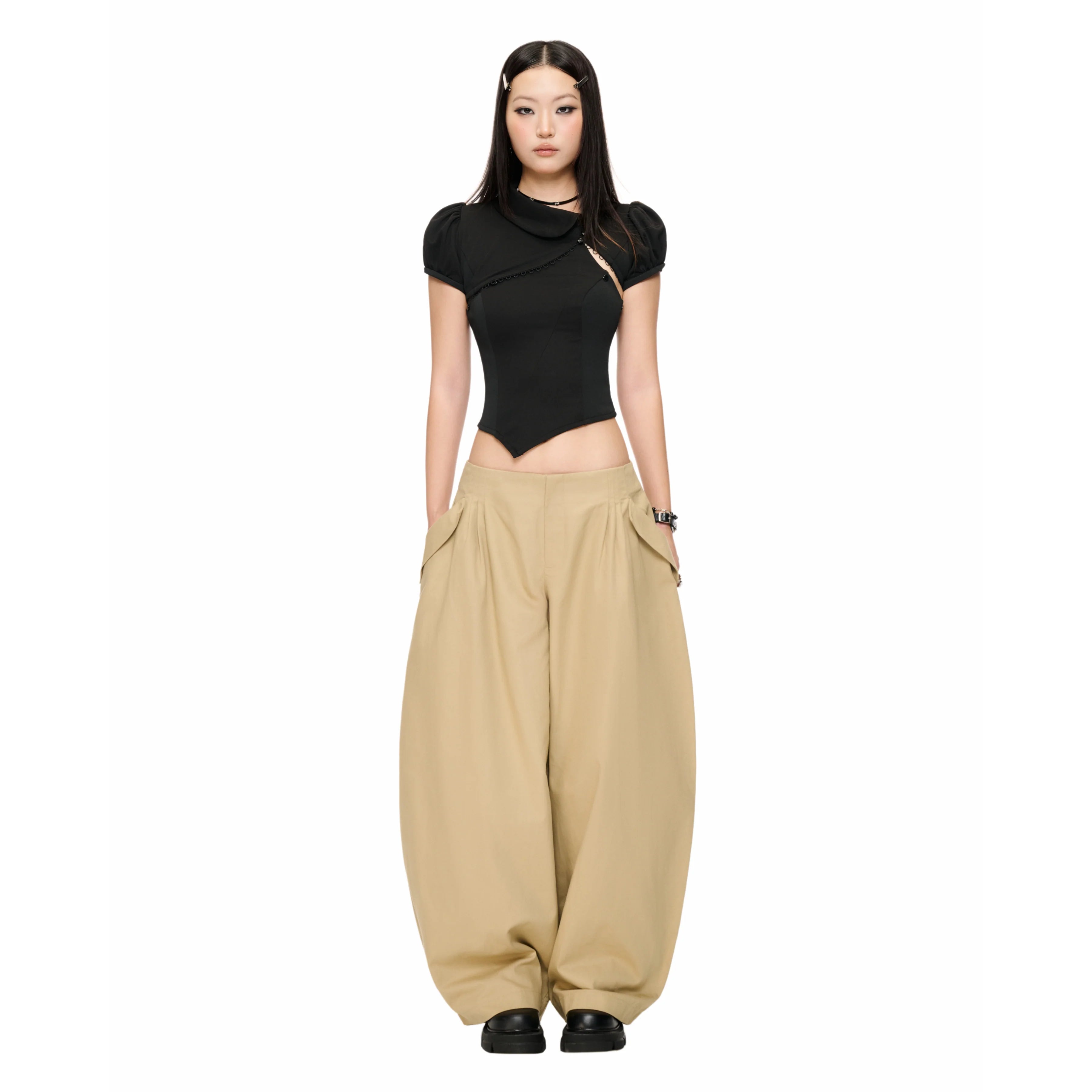 IUE “CROISSANT" BAGGY PANTS