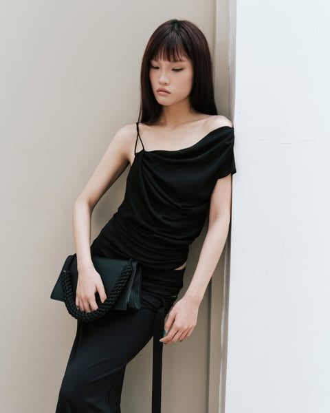 BUNNYHILL SAMIR TOP (Black)