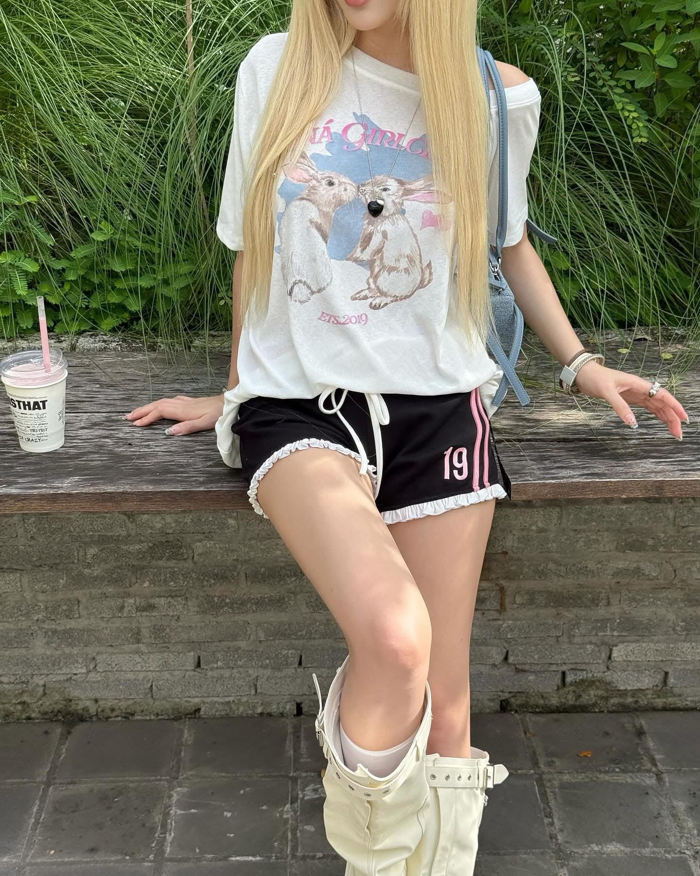Mona Lovely Top