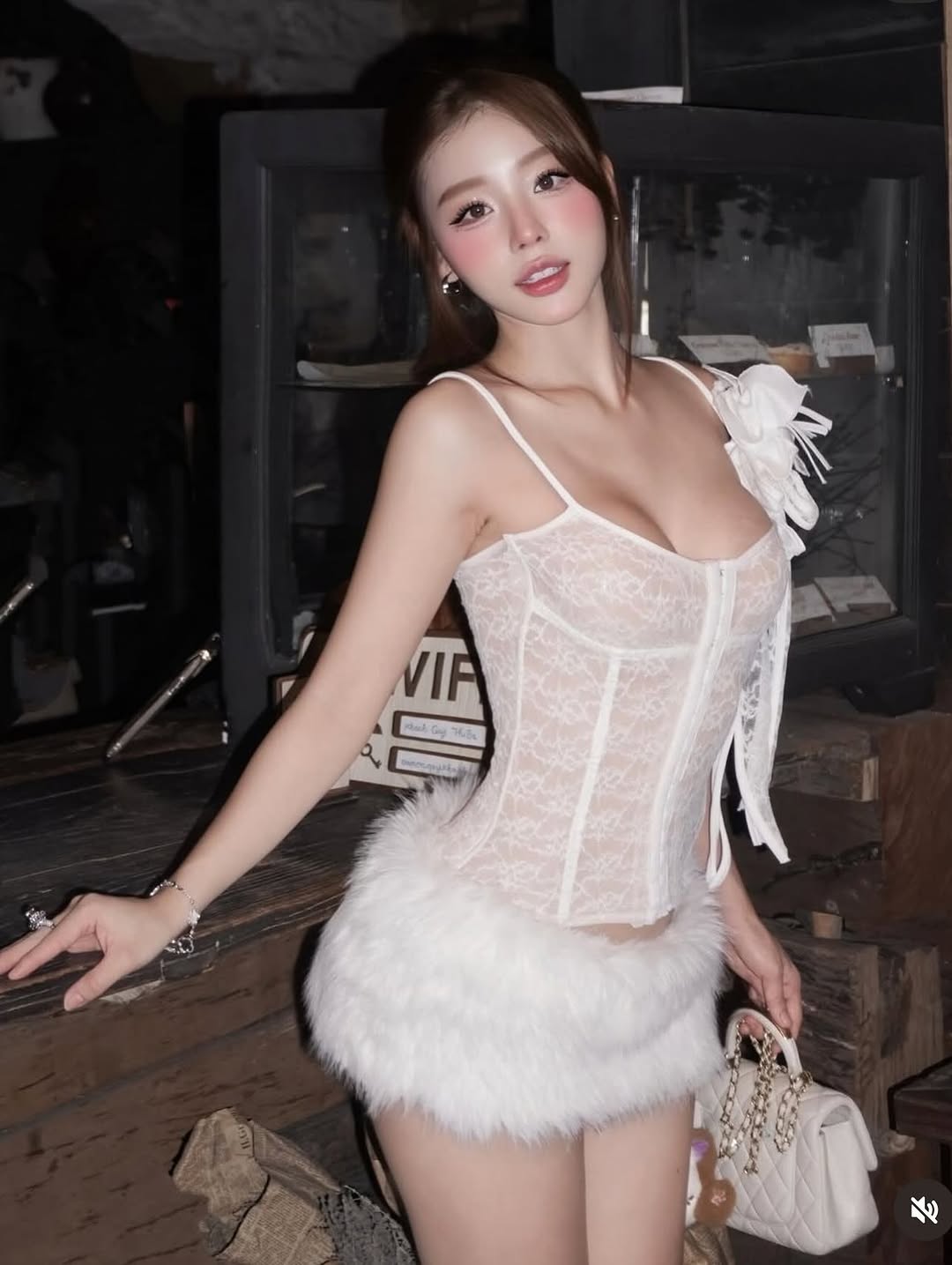 Bmoody Flexis Top (White)