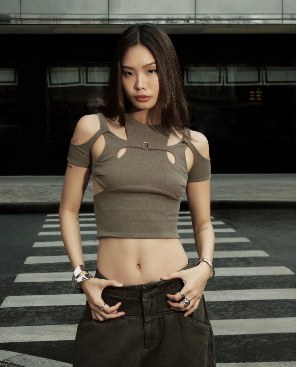 BUNNYHILL TAWNY TOP (ARMY GREEN) - READY TO DISPATCH WITHIN 48 hours