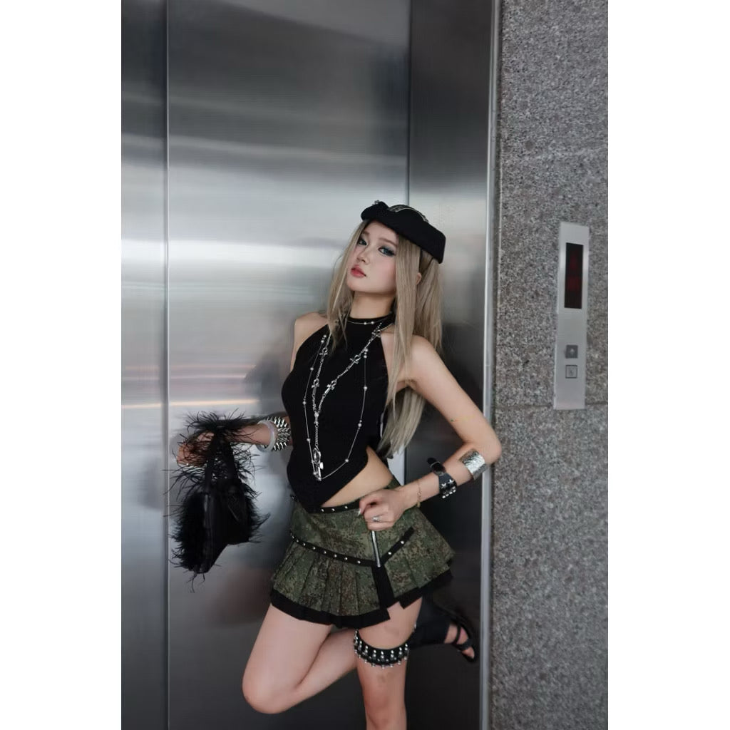 Asteraceae Onyx Halter Backless Top