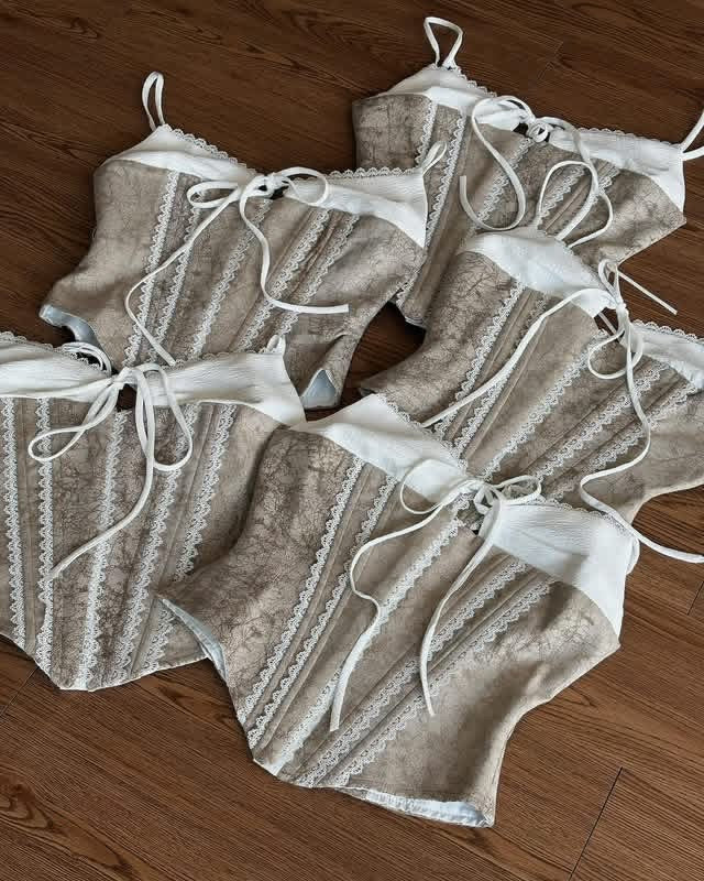 AiAi Jenny Corset - Ready to dispatch in 48 hours