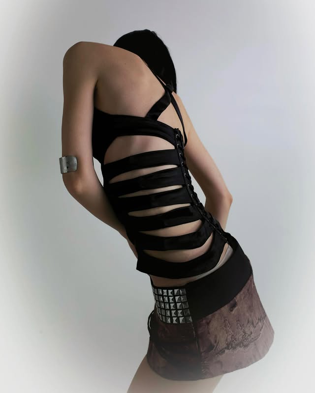 KAE LUPE BANDAGE TOP ( Black )