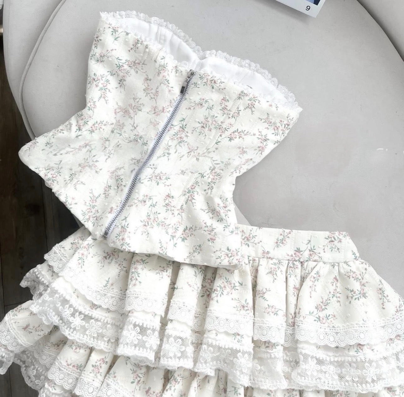 Hans Floral Coquette set - Ready to dispatch in 48 hours