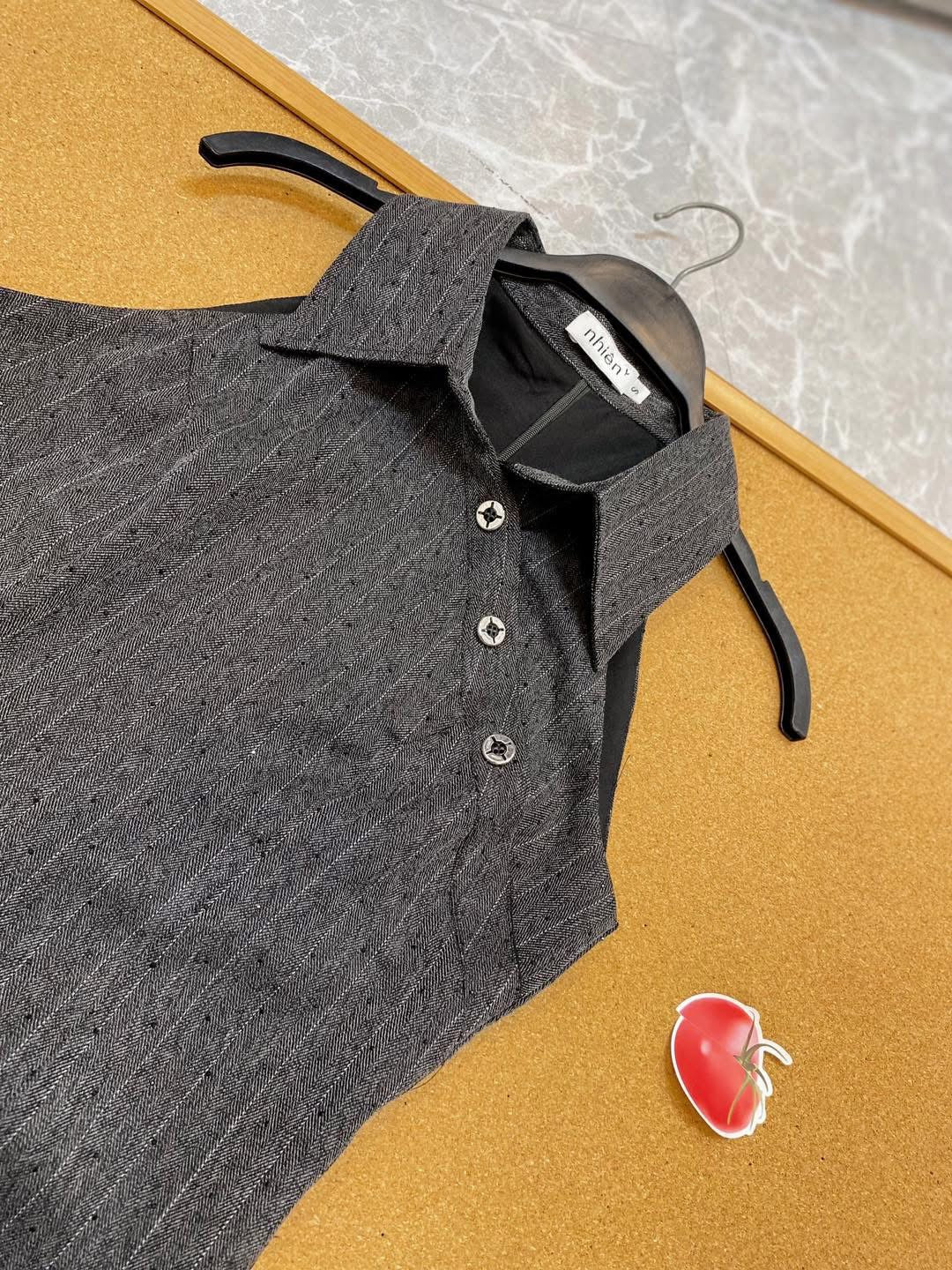 Nhien Shadowline Top