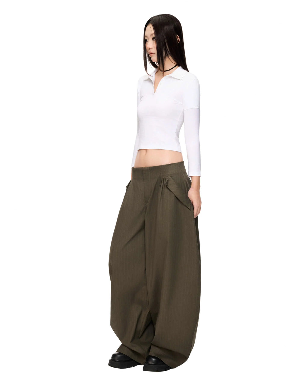 IUE “MATCHA CROISSANT" BAGGY PANTS