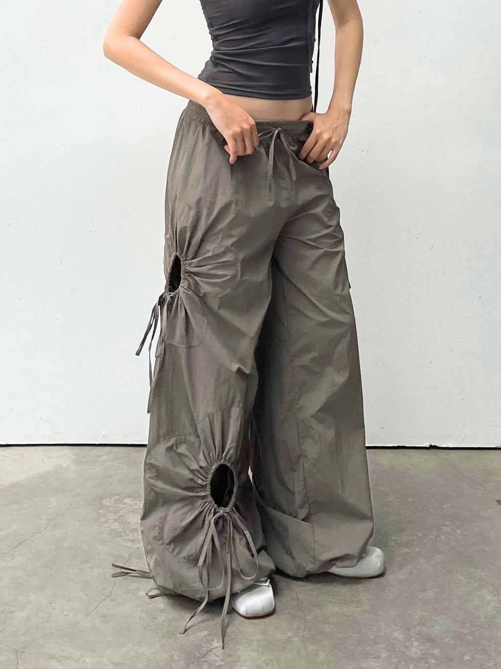 Melancholy Floral Bloom Parachute (Green)