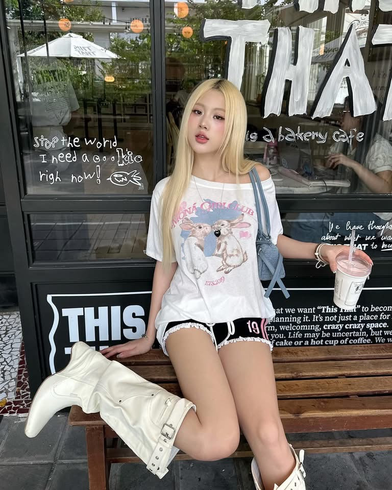Mona Lovely Top