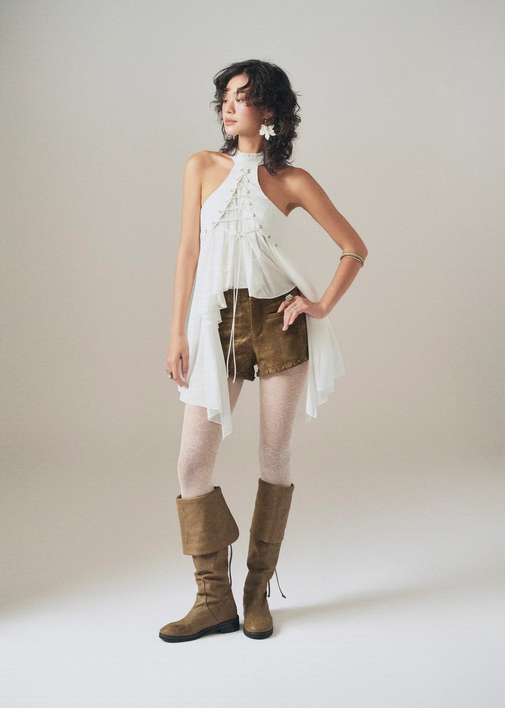 Intoeight-August top