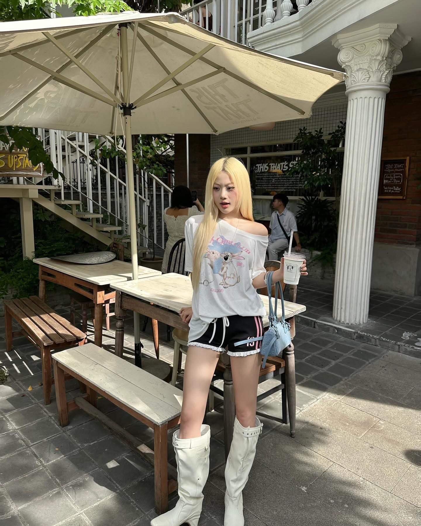 Mona Lovely Top