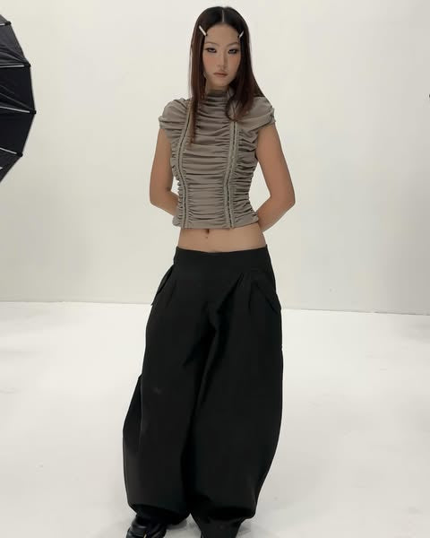 IUE “BLACK BAMBOO" BAGGY PANTS