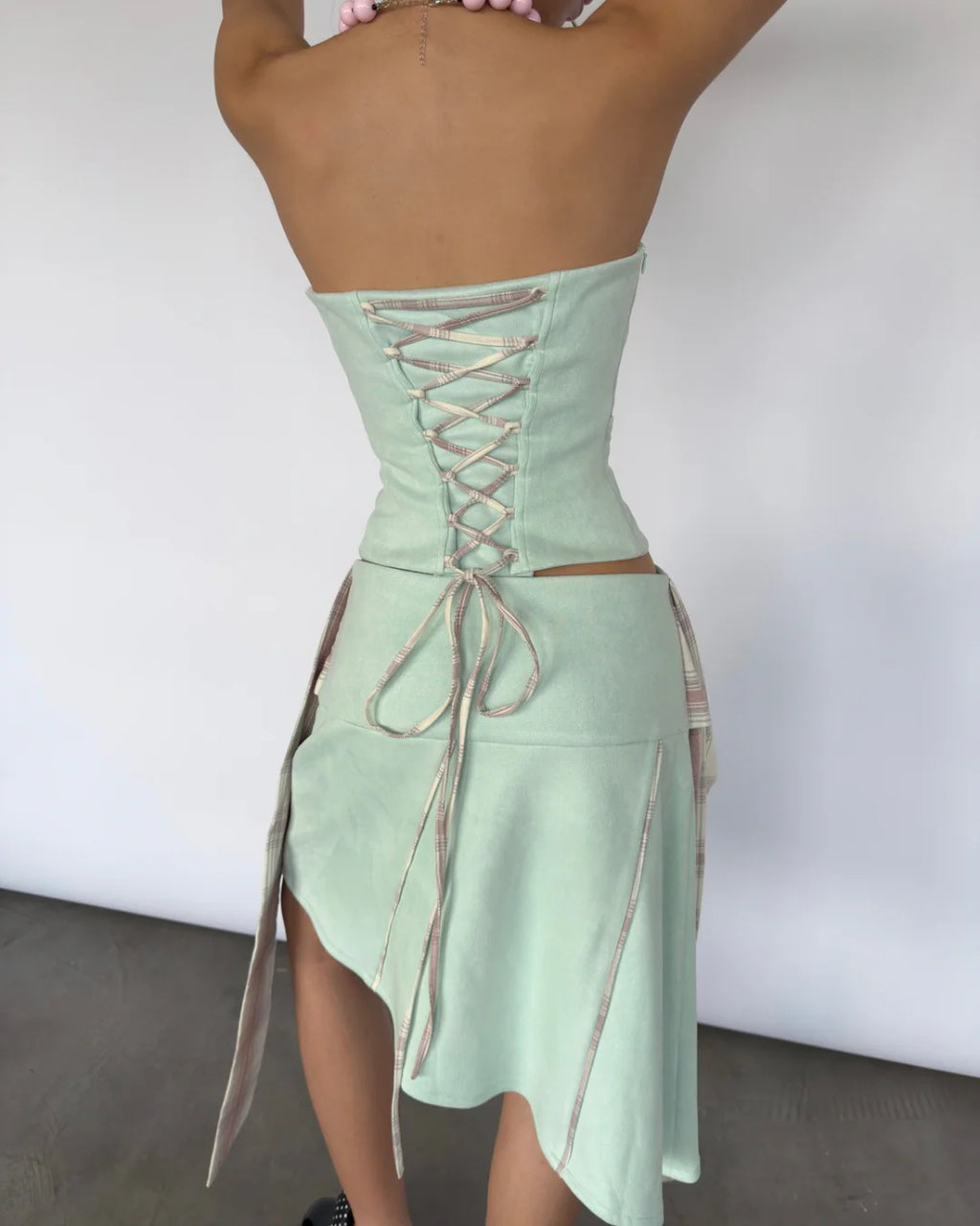 Lottie top