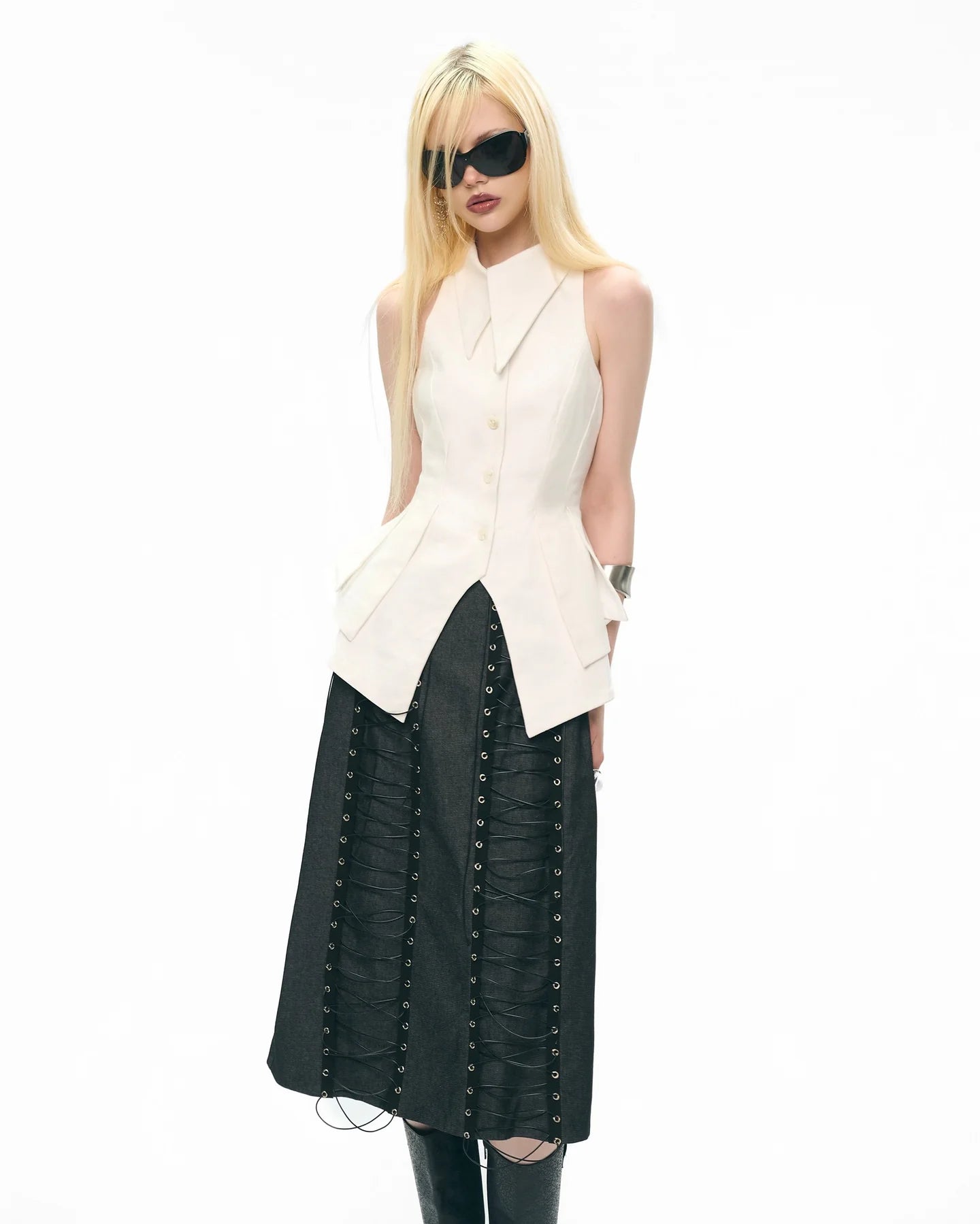 Intoeight- Axis top