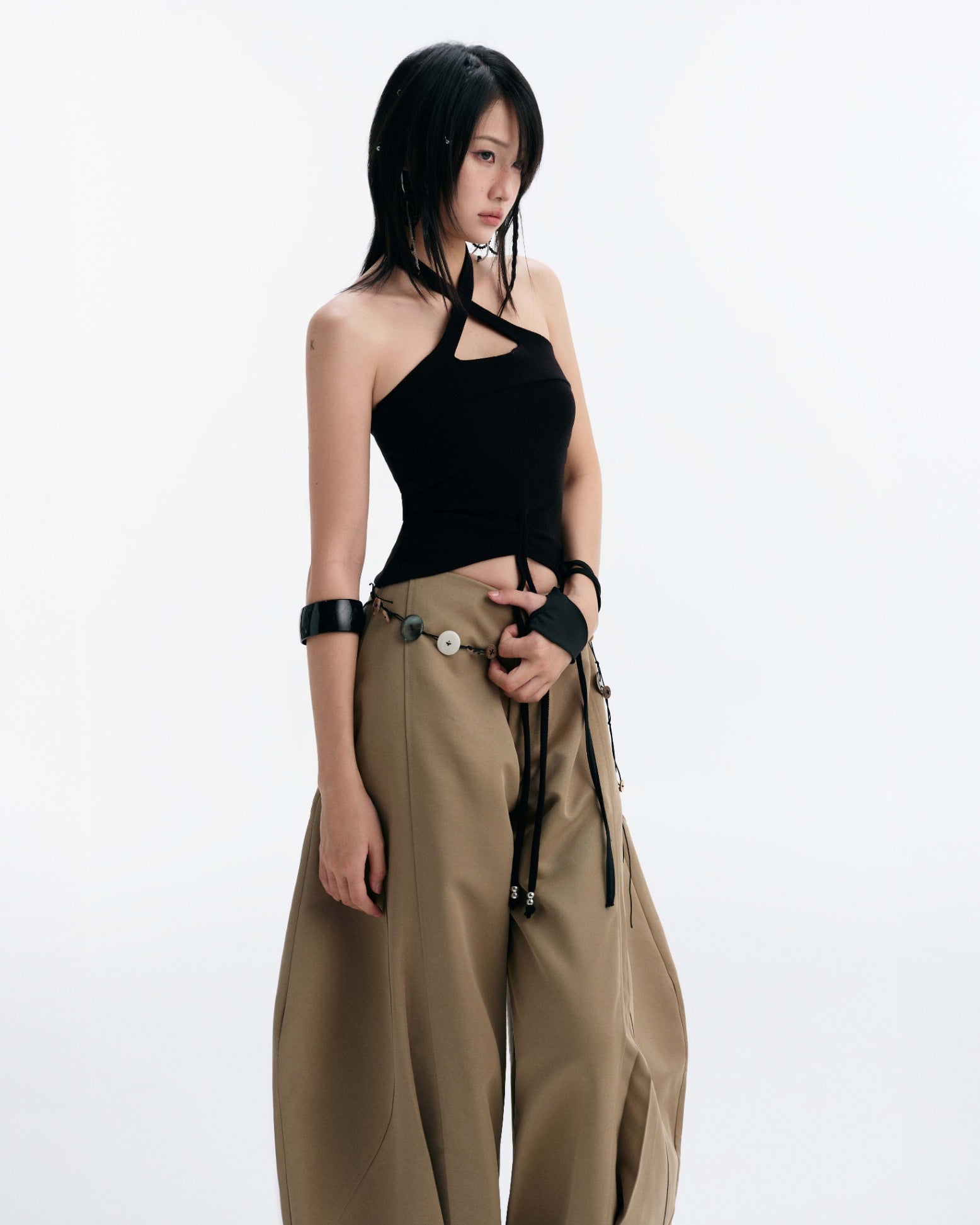 CHERIE HALTER TOP (BLACK)