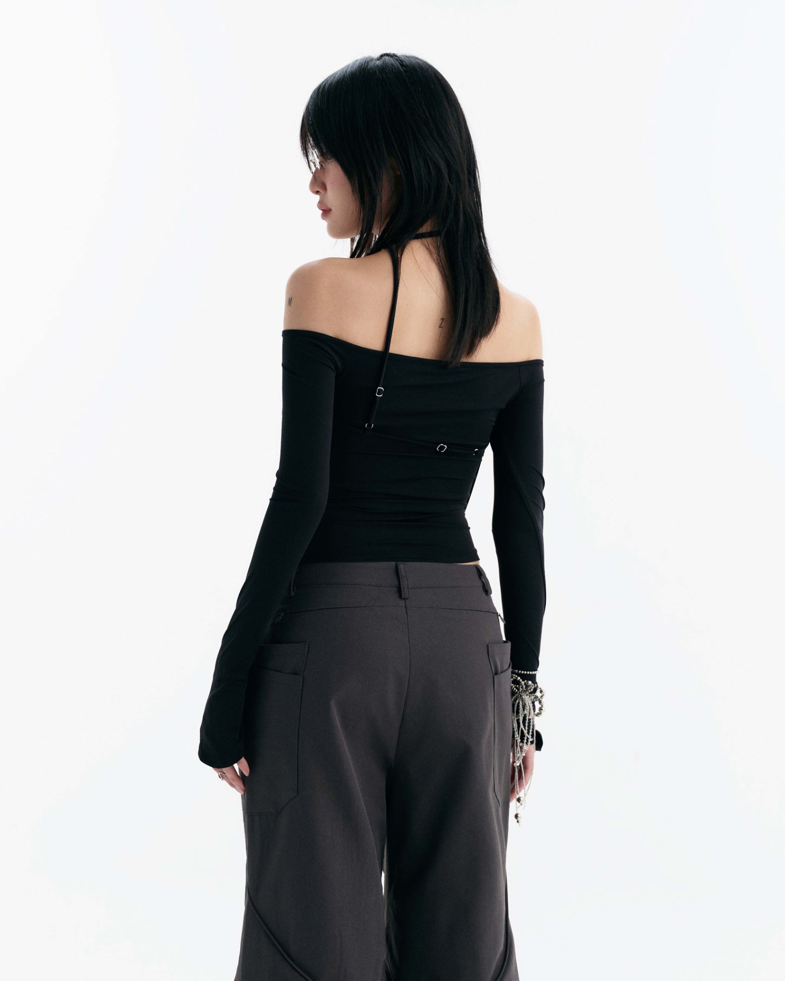 MELVIN LONG SLEEVE TOP (BLACK)