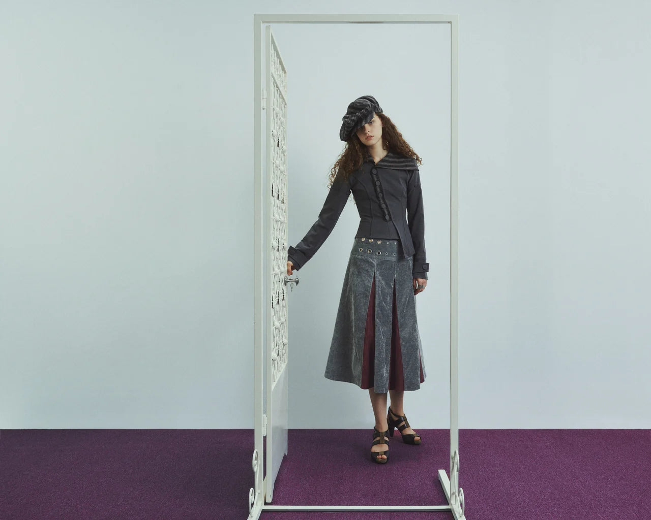 Intoeight-Contour Jacket