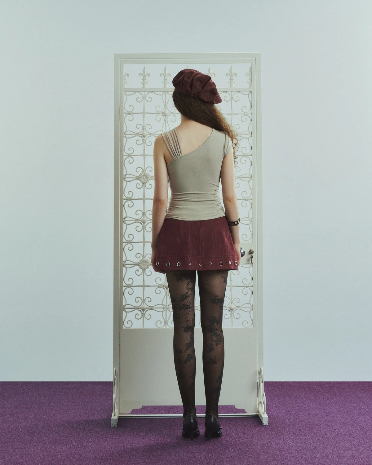 Intoeight mural skirt