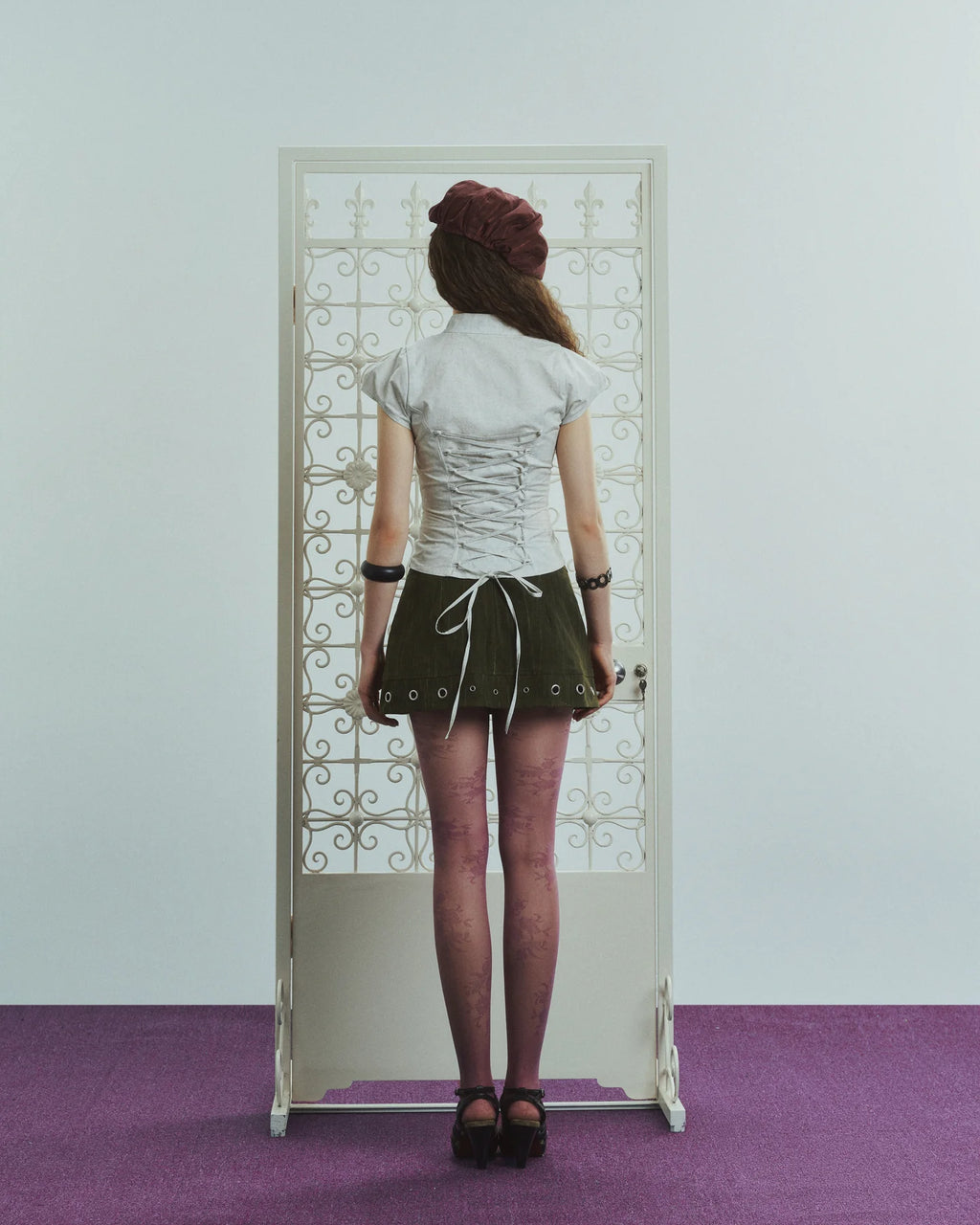 Intoeight mural skirt