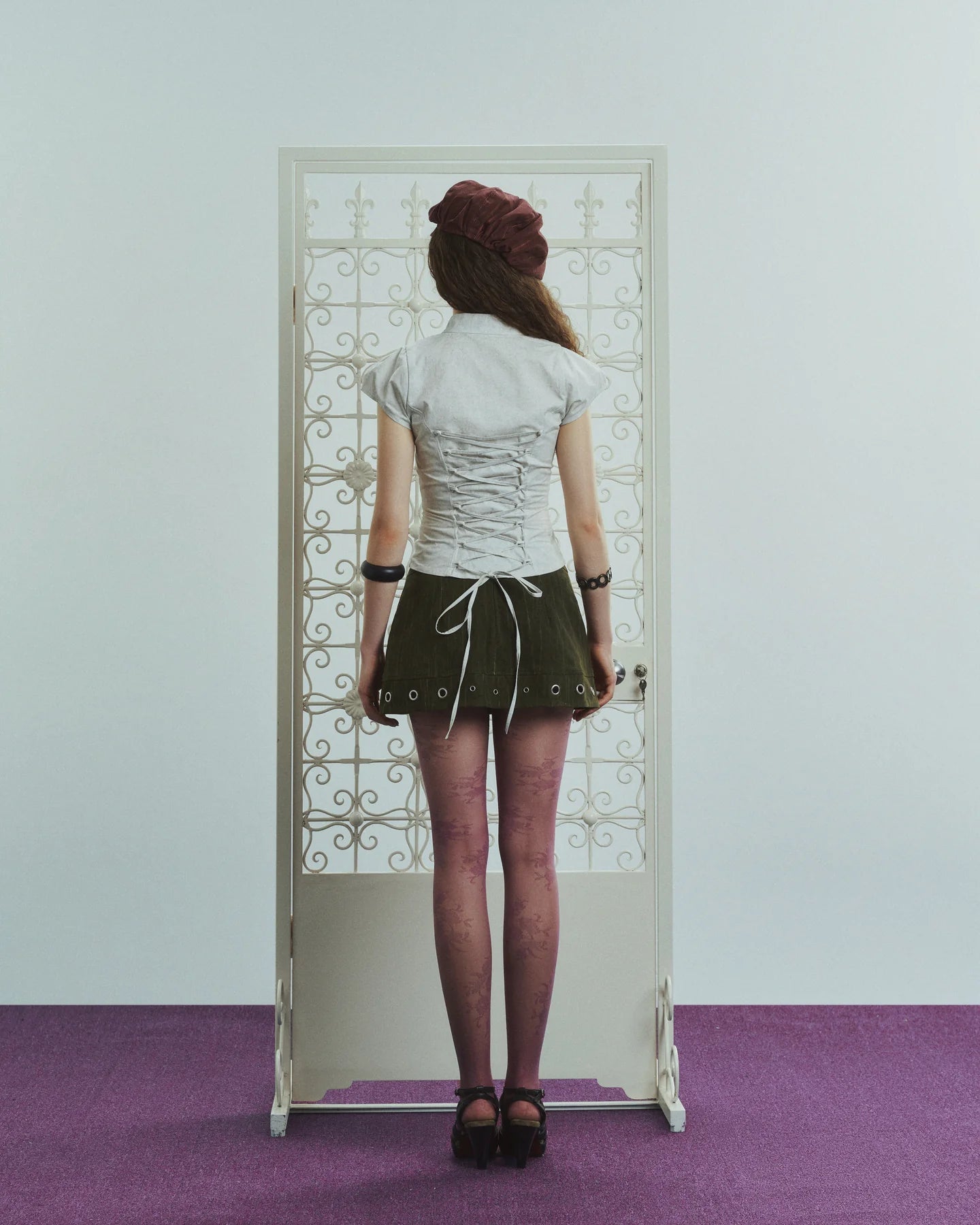 Intoeight mural skirt