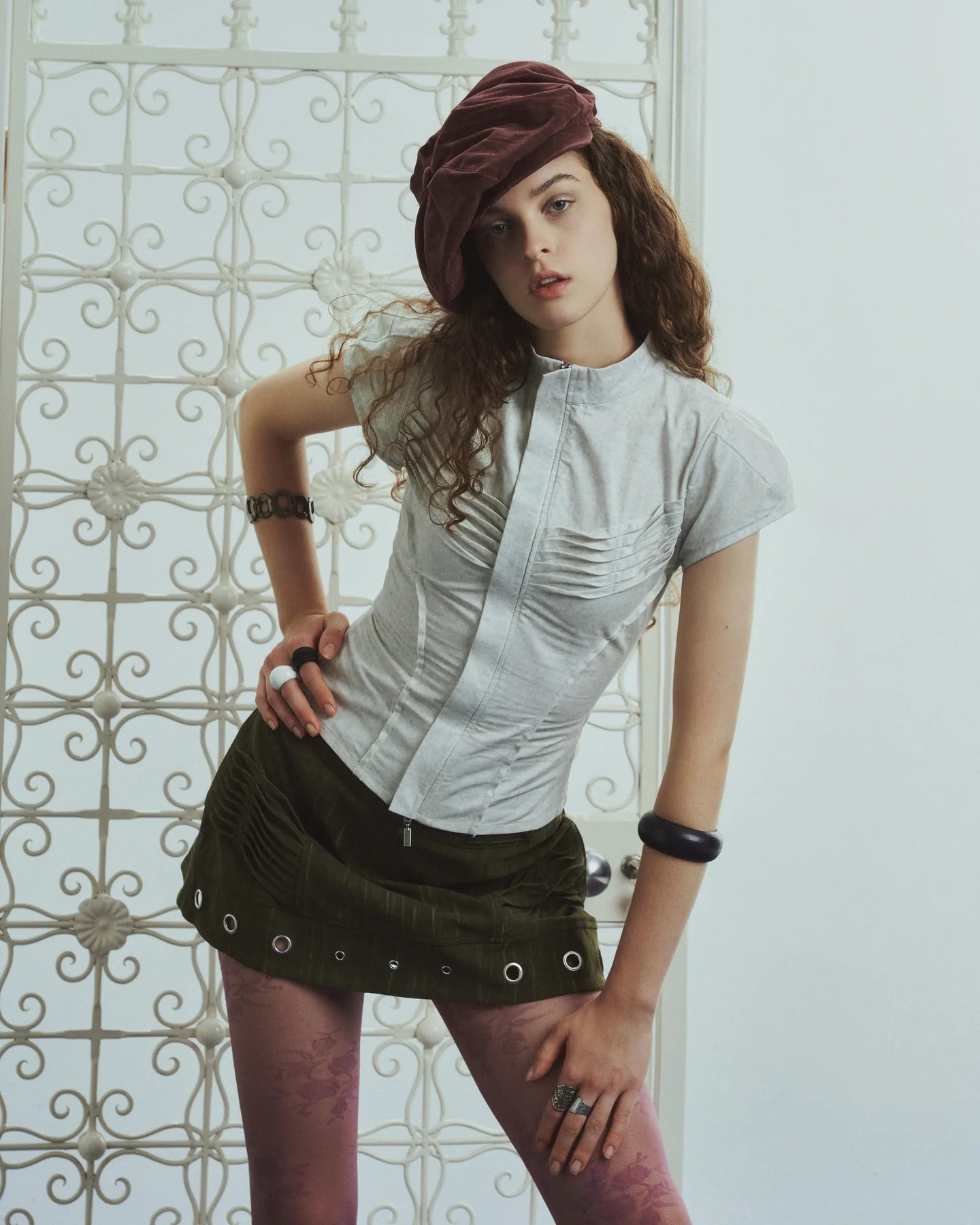 Intoeight mural skirt