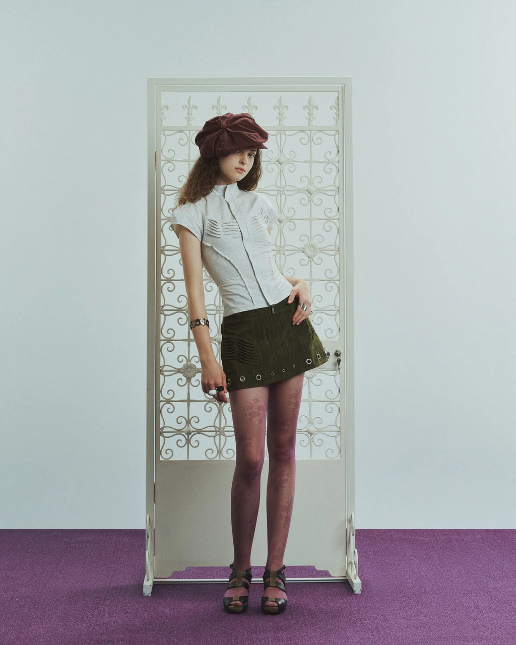 Intoeight mural skirt