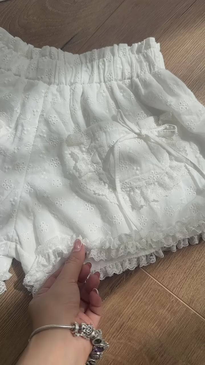 Remolacha Chibe Shorts
